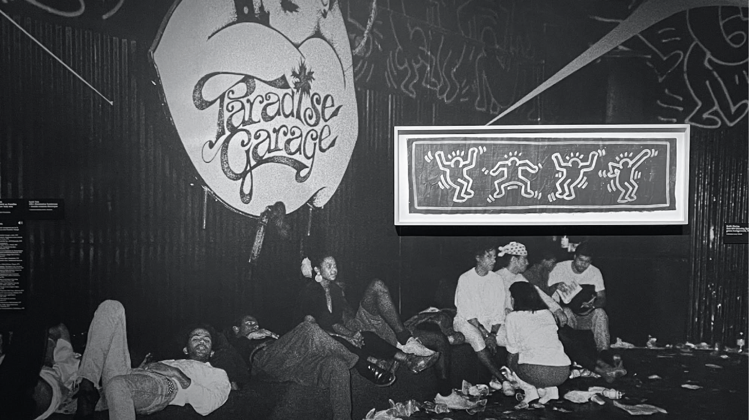 Paradise Garage con ilustraciones de Keith Haring